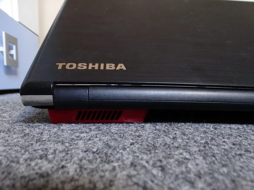 Giá đỡ laptop gắn băng dính foam hai mặt cho thông thoáng tốt hơn - Image 2