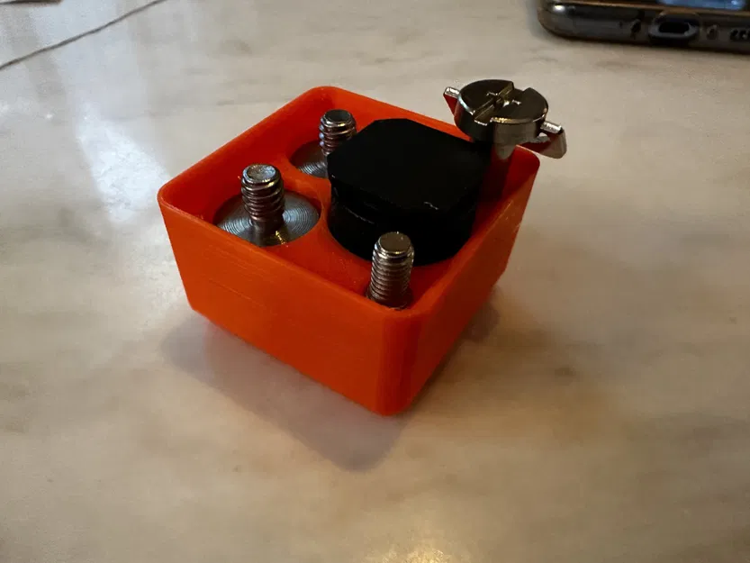 Giá đỡ cho các bộ chuyển đổi tripod nhỏ Gridfinity - Image 2