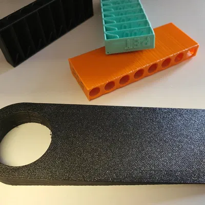 Cái chặn cửa đơn giản được tạo ra chỉ bằng slicer