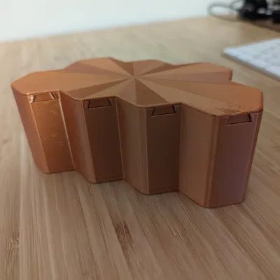 Hộp xúc xắc và giá đỡ mô hình mini cho TTRPG