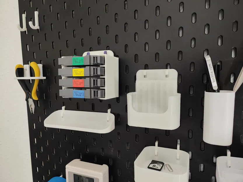 Giá đỡ cho máy in nhãn Brother P-touch E110 trên bảng Ikea Skadis - Image 1