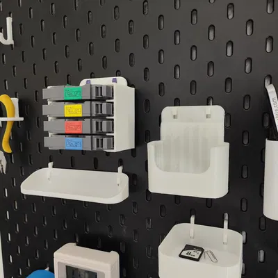 Giá đỡ cho máy in nhãn Brother P-touch E110 trên bảng Ikea Skadis