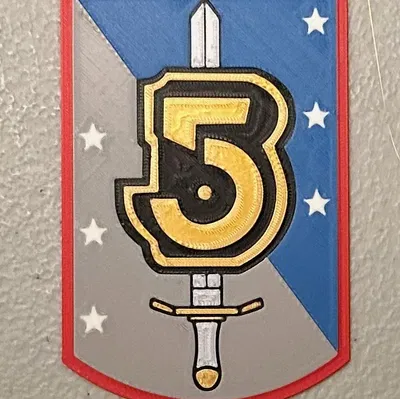 Nam châm biểu tượng Babylon 5 nhiều màu sắc