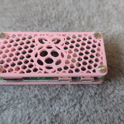 Vỏ Raspberry Pi Zero 2W với nhiều phiên bản khác nhau