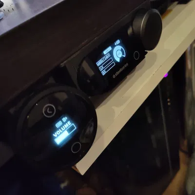 Giá đỡ bàn cho điều khiển SteelSeries Arena 9