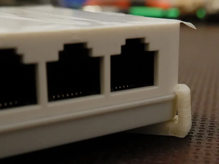 Giá đỡ tường tối giản cho switch D-Link GO-SW-5G - Image 3