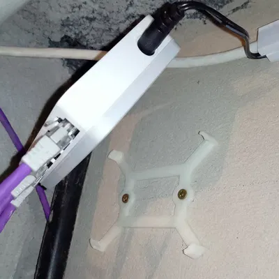 Giá đỡ tường tối giản cho switch D-Link GO-SW-5G