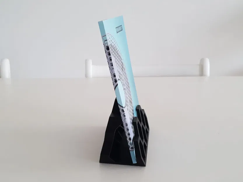 Chân Đế Trưng Bày Sách Prusament Portfolio - Image 2