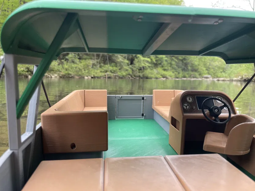 Thuyền RC Pontoon Big Chill Tỷ Lệ 1:8 của Black Crow - Image 6