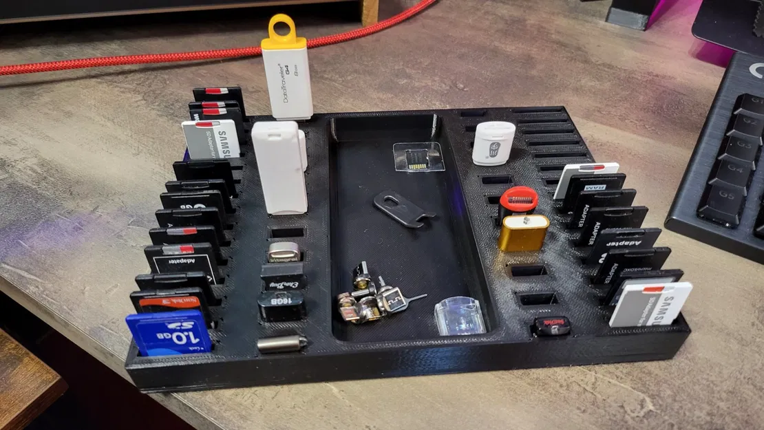 Khay đựng USB và thẻ SD lớn cho 30 thẻ SD và 20 USB - Image 2