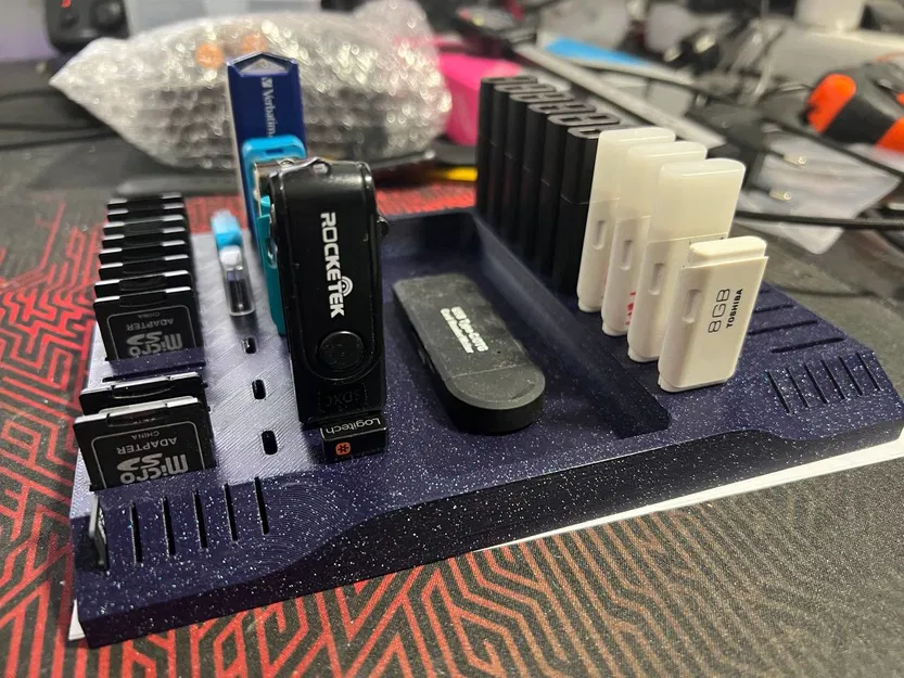 Giá đỡ USB, SD và MicroSD đa năng - Image 1