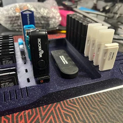 Giá đỡ USB, SD và MicroSD đa năng