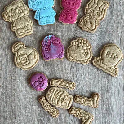 Cutter bánh quy Halloween cho trẻ em