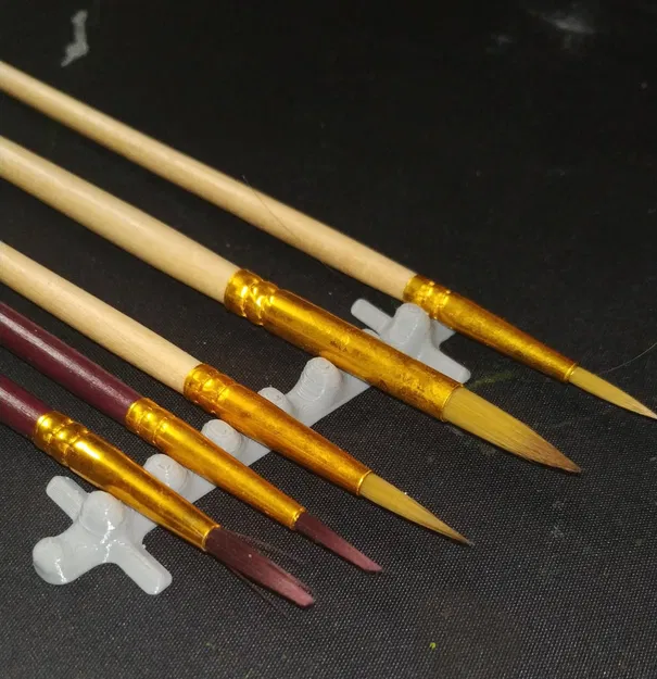 Giá đỡ cọ vẽ in 3D cho người đam mê nghệ thuật - Image 1