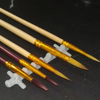 Giá đỡ cọ vẽ in 3D cho người đam mê nghệ thuật