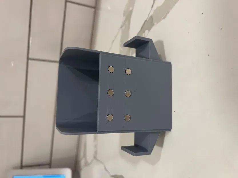 Xô chứa phân từ Bambu Lab với cánh giữ túi nhựa - Image 1