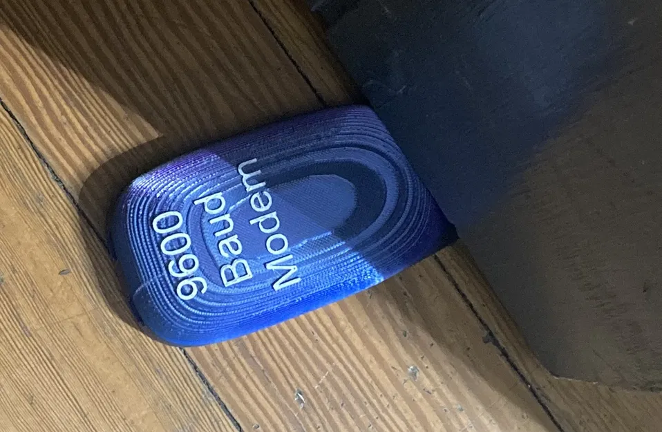 Chặn cửa mô hình modem 9600 baud độc đáo - Image 1