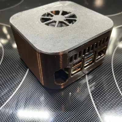 Vỏ Raspberry Pi 4b phong cách AppleTV