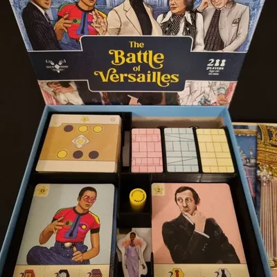 Giá đỡ thẻ cho trò chơi The Battle of Versailles