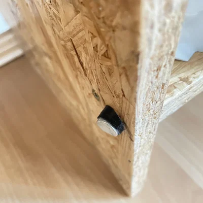 Giá đỡ cửa từ tính có góc