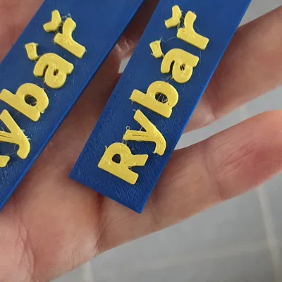 Thẻ tên cá nhân in 3D bằng vật liệu PETG