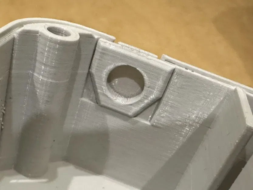 Hộp đựng thiết bị điện tử 100 mm x 150 mm x 40 mm - Image 4