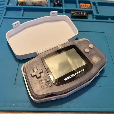 Hộp đựng Game Boy Advance