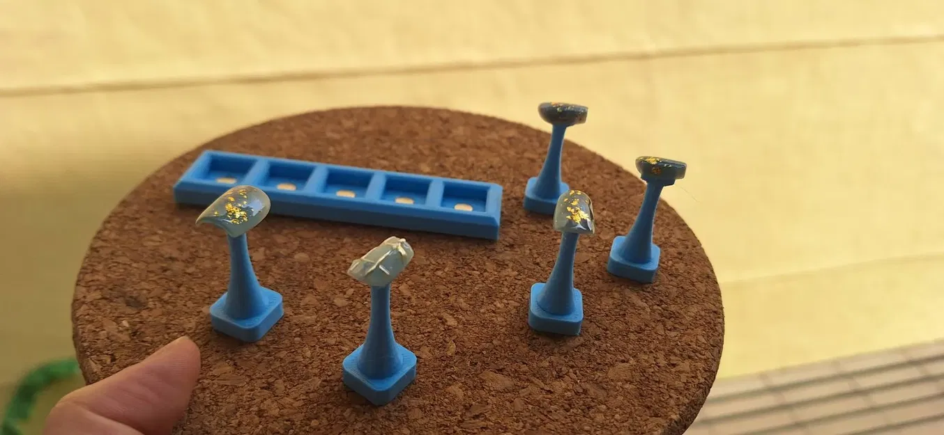 Giá đỡ móng tay với không gian cho nam châm - Image 4