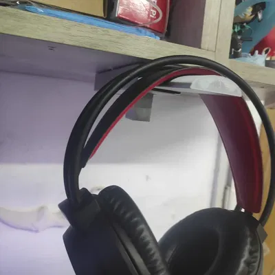 Giá đỡ tai nghe treo dưới bàn làm việc