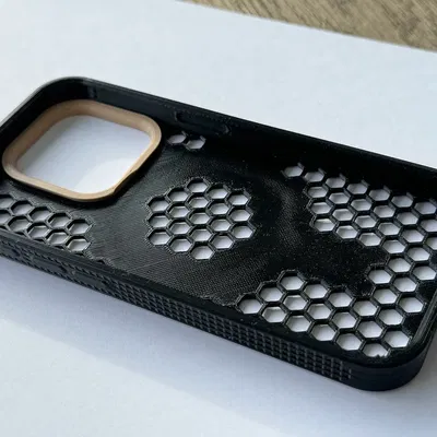 Ốp lưng iPhone 15 Pro (dẻo, có MagSafe)