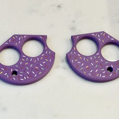 Dessert Warrior - Còng Tay Đồng Hai Ngón