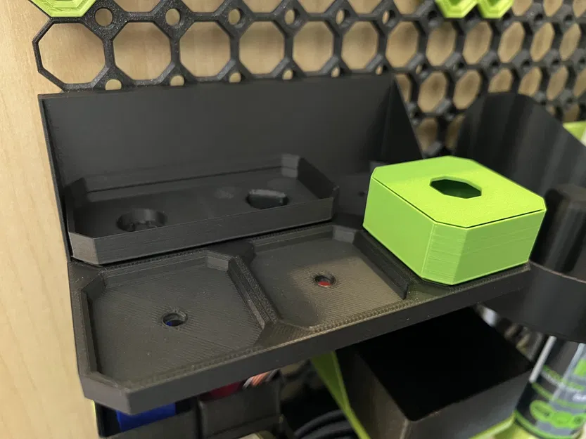 Kệ Multiboard cho thùng Multigrid - Image 2