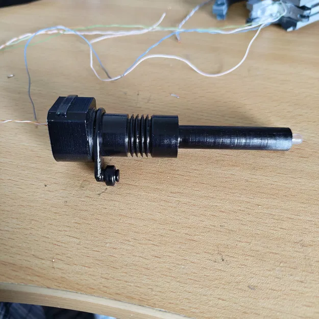 Luv's Blaster (Blade Runner 2049) - Phiên bản cải tiến - Image 3