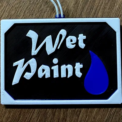 Biển báo sơn ướt để cảnh báo người qua lại