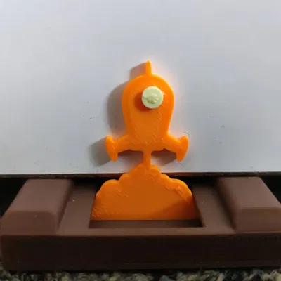 Đồ chặn cửa với hình figurine thay đổi hàng ngày