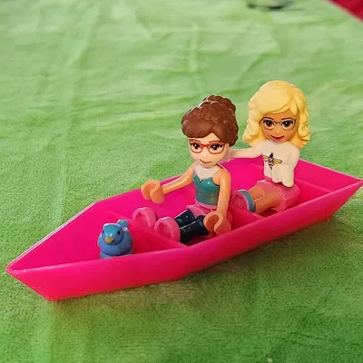 Thuyền lego cải tiến với mũi bo tròn hơn