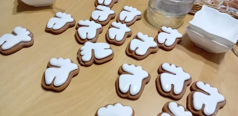 Khuôn cắt bánh quy hình tuần lộc - Image 1