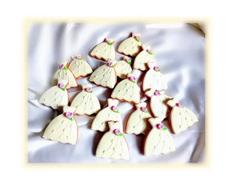 Váy cưới hình cắt bánh quy - Image 1