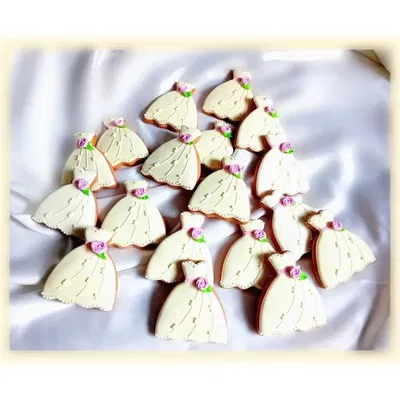 Váy cưới hình cắt bánh quy