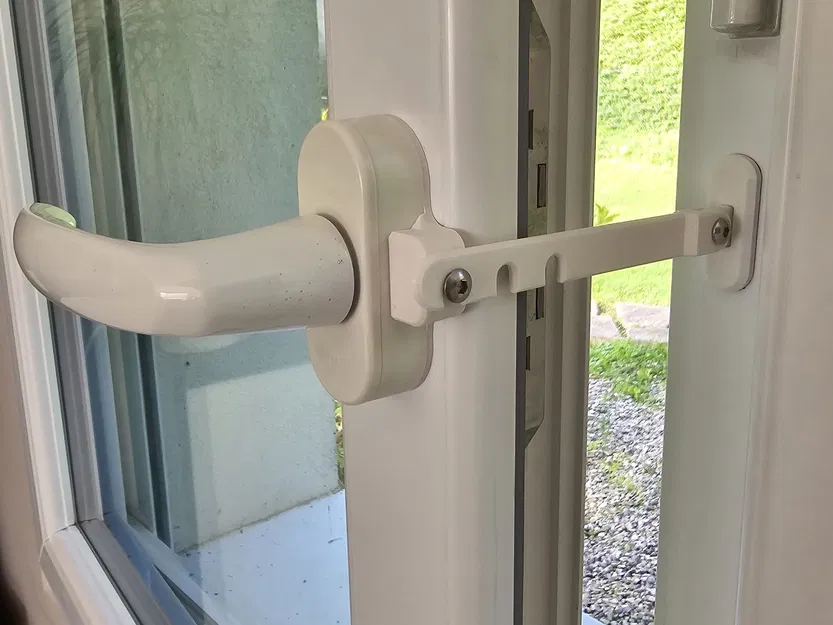 Chặn Cửa Sổ - Image 14