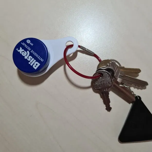 Phụ kiện móc khóa cho hộp Blistex - Image 1