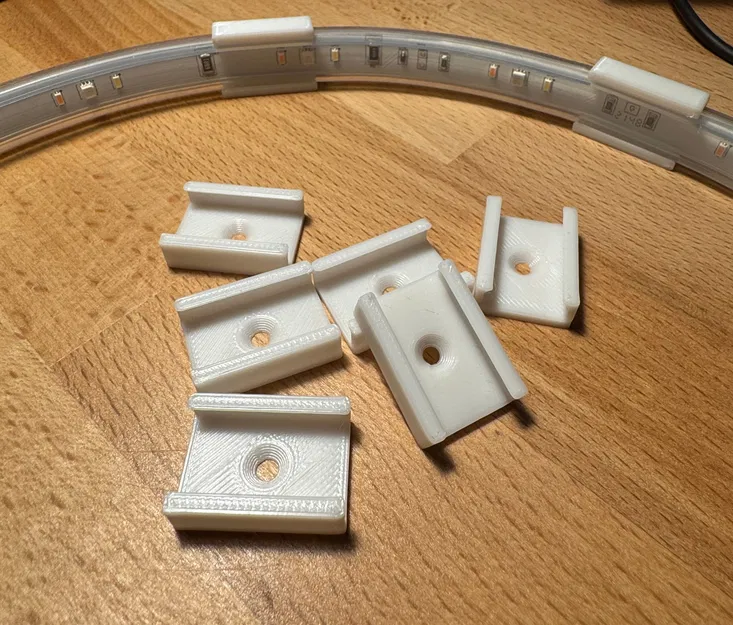 Kẹp Dây Đèn Philips Hue - Image 1