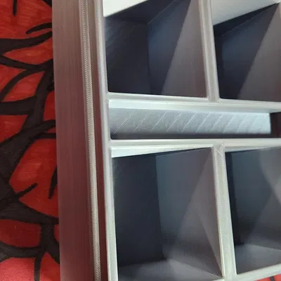 Hộp Đựng Bài Commander Fallout