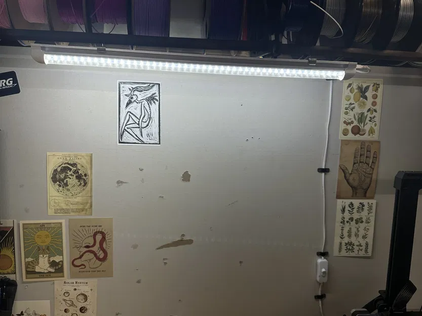 Giá đỡ dây LED giá rẻ bằng vít tường drywall - Image 3