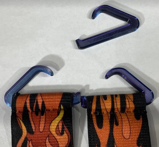 Móc treo cho dây đeo 50mm bằng nhựa PLA - Image 1