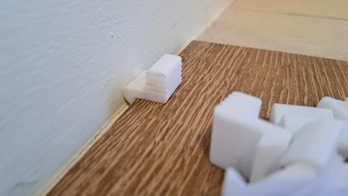 Miếng đệm khoảng cách 6mm cho sàn vinyl và sàn nổi - Image 1