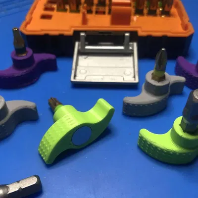 Dụng Cụ Giữ Mũi Vít Từ Tính Mini