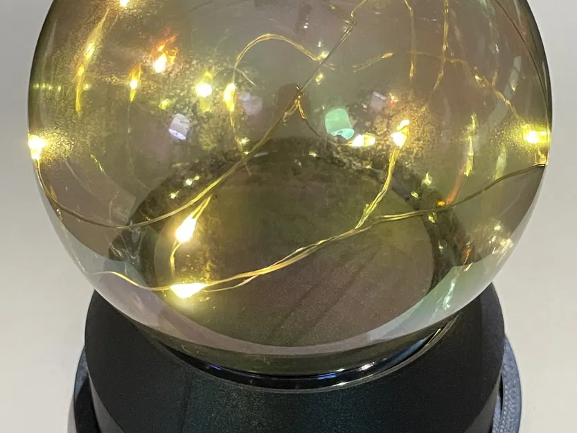 Đế đèn LED cho quả địa cầu Dollar Tree - Image 1