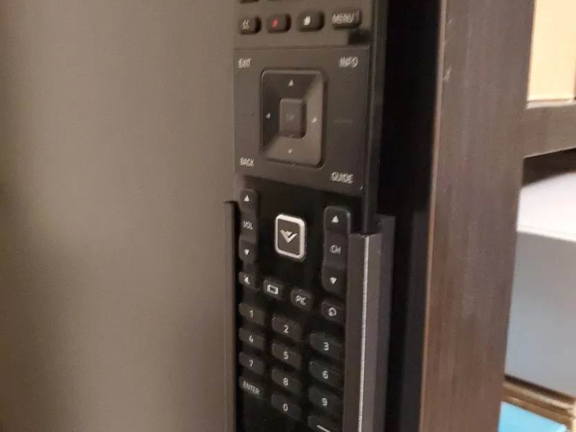 Giá đỡ tường điều khiển Vizio XRT122 với ba thiết kế khác ... - Image 1