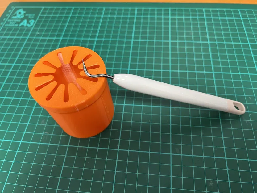 Chậu Vệ Sinh Dụng Cụ Tách Decal - Image 5